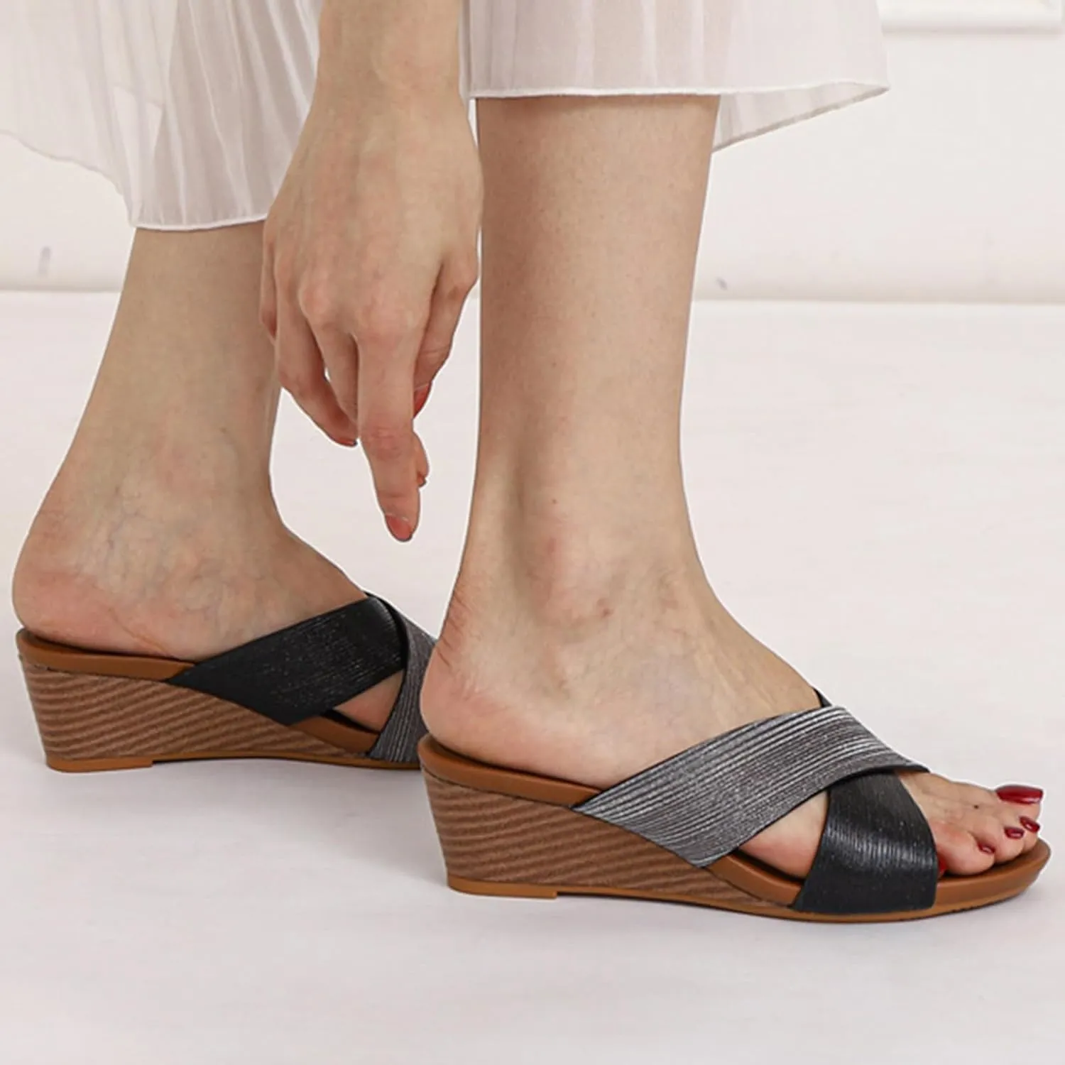 Leather Platform Wedge Sandals Shiny Fashion Roman Bohemian Open Toe Slip-On Beach Casual High Heels Dressy Slippers Summer Low Wedges Comfortable Sandal Crisscross Straps Slip on