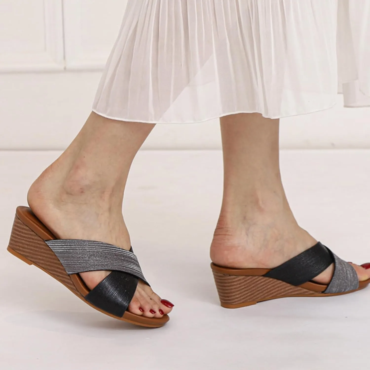 Leather Platform Wedge Sandals Shiny Fashion Roman Bohemian Open Toe Slip-On Beach Casual High Heels Dressy Slippers Summer Low Wedges Comfortable Sandal Crisscross Straps Slip on