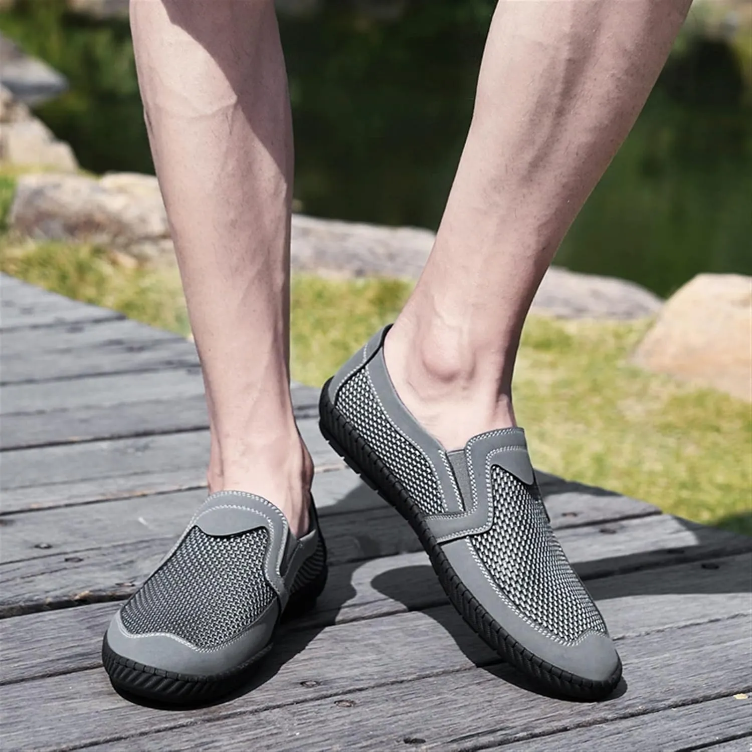 New Mens Loafers Breathable Round Toe Lightweight Loafer Shoes Flexible Comfortable Flat Heel Party Prom Slip-ons