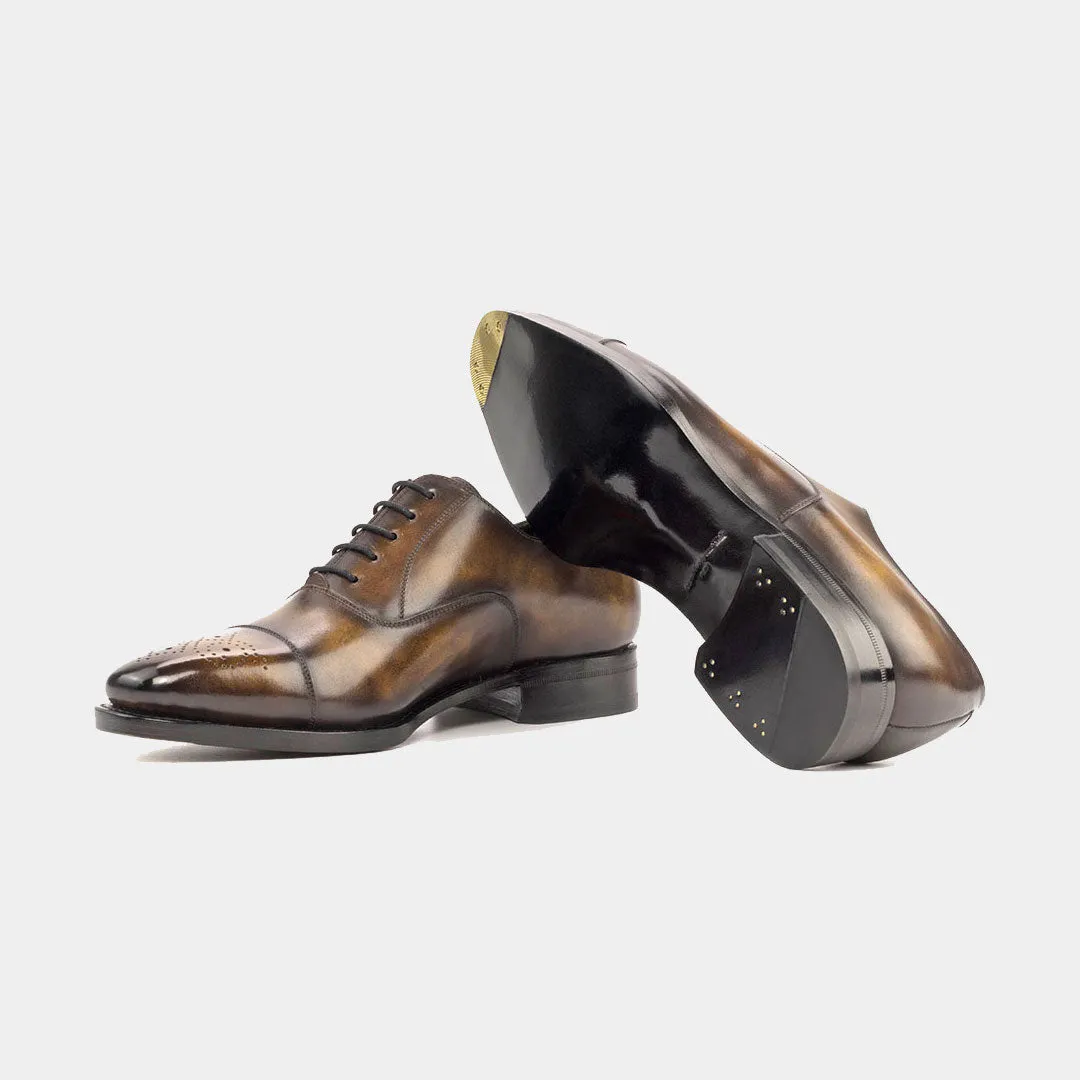 Oxford Crust Patina Tobacco Shoe at Lamilago