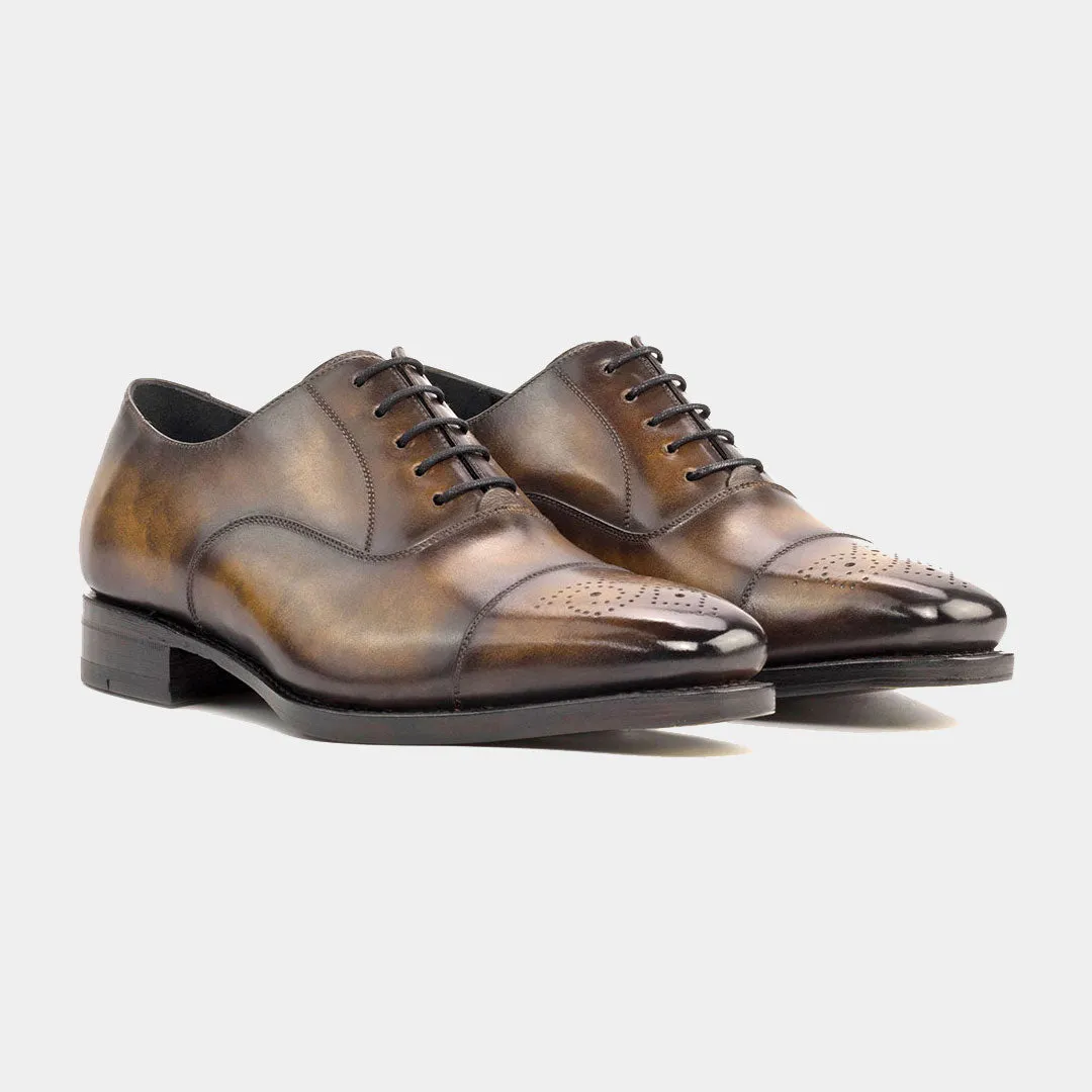 Oxford Crust Patina Tobacco Shoe at Lamilago