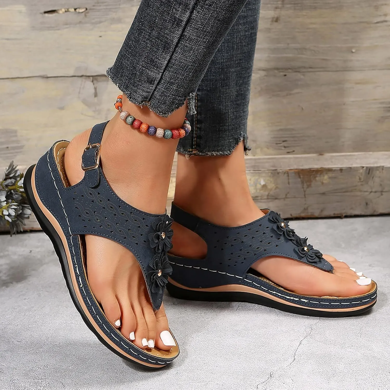 Women's Flat Sandals Arch Support Orthopedic Comfortable Soft Cushion Summer T-Strap Walking Thong Sandals with Open Toe Gladiator Sandals